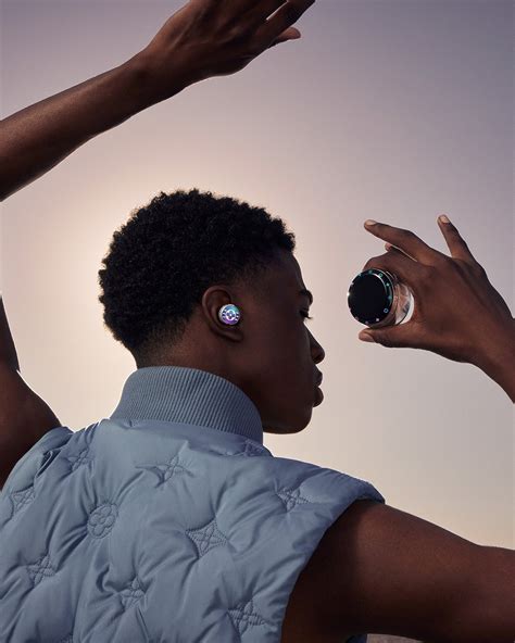 louis vuitton écouteurs|louis vuitton horizon earbuds.